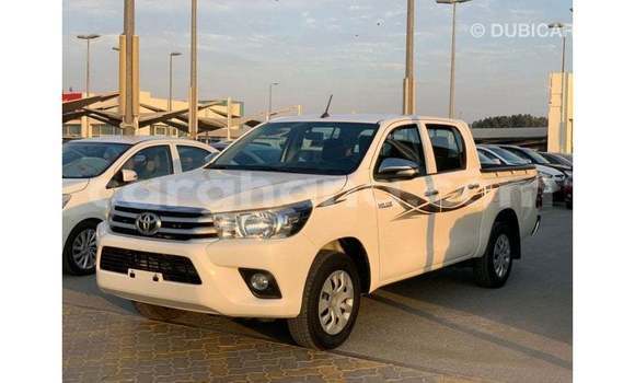 Ra Imported Toyota Hilux funfun Ọkọ̀ in Import - Dubai ni Ashanti Ra Imported Toyota Hilux funfun Ọkọ̀ in Import - Dubai ni Ashanti