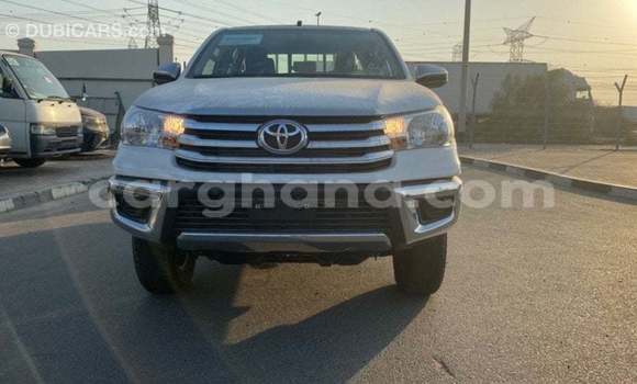 Buy Import Toyota Hilux White Car in Import - Dubai in Ashanti Buy Import Toyota Hilux White Car in Import - Dubai in Ashanti