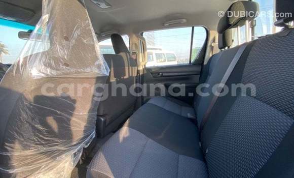 Buy Import Toyota Hilux White Car in Import - Dubai in Ashanti Buy Import Toyota Hilux White Car in Import - Dubai in Ashanti