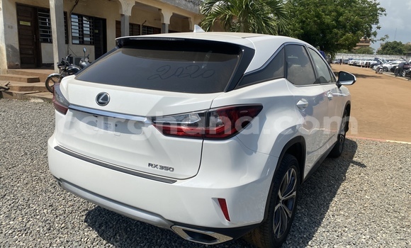 Sayi Na hannu Lexus RX 350 White Mota in Accra a Greater Accra Sayi Na hannu Lexus RX 350 White Mota in Accra a Greater Accra