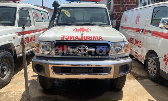 Buy Used Toyota Land Cruiser White Car in Accra in Greater Accra Buy Used Toyota Land Cruiser White Car in Accra in Greater Accra