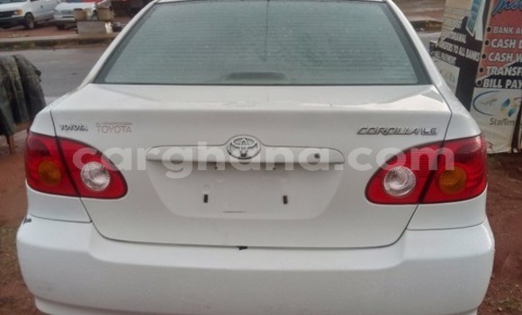 Sayi Na hannu Toyota Corolla White Mota in Sekondi–Takoradi Metropolitan a Yamma Sayi Na hannu Toyota Corolla White Mota in Sekondi–Takoradi Metropolitan a Yamma
