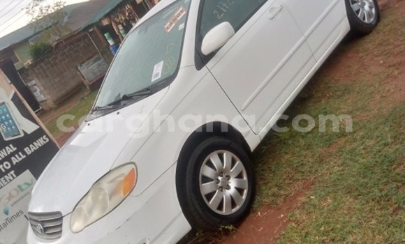Sayi Na hannu Toyota Corolla White Mota in Sekondi–Takoradi Metropolitan a Yamma Sayi Na hannu Toyota Corolla White Mota in Sekondi–Takoradi Metropolitan a Yamma