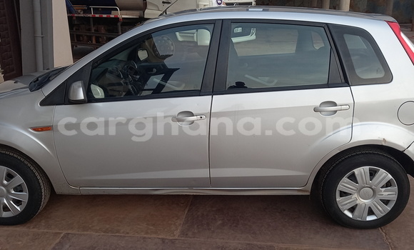 Buy Import FORD MUSTANG Silver Car in Sunyani in Brong-Ahafo Buy Import FORD MUSTANG Silver Car in Sunyani in Brong-Ahafo