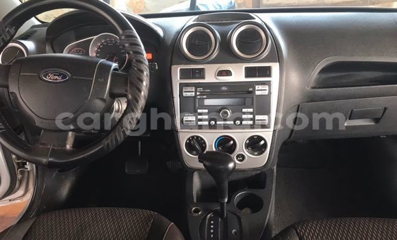 Buy Import FORD MUSTANG Silver Car in Sunyani in Brong-Ahafo Buy Import FORD MUSTANG Silver Car in Sunyani in Brong-Ahafo