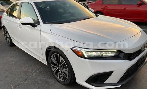 Sayi Na hannu Honda Civic White Mota in Accra a Greater Accra Sayi Na hannu Honda Civic White Mota in Accra a Greater Accra