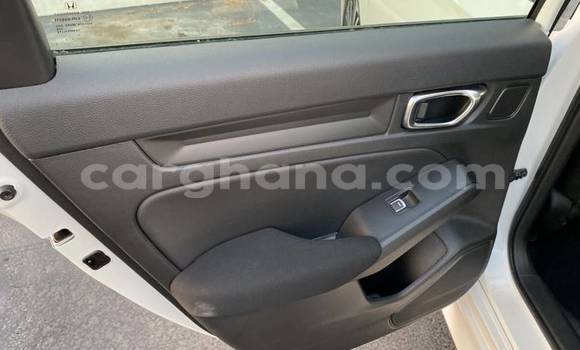 Sayi Na hannu Honda Civic White Mota in Accra a Greater Accra Sayi Na hannu Honda Civic White Mota in Accra a Greater Accra