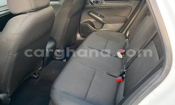 Sayi Na hannu Honda Civic White Mota in Accra a Greater Accra Sayi Na hannu Honda Civic White Mota in Accra a Greater Accra