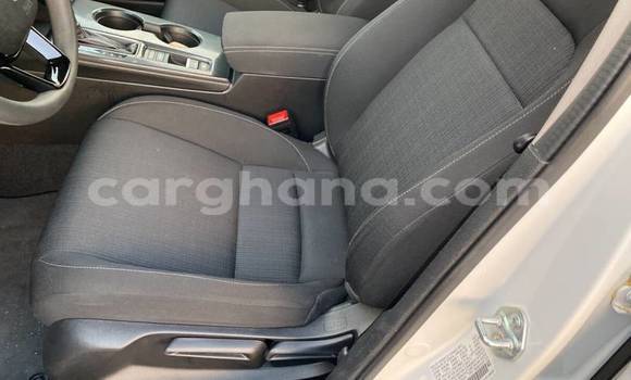 Sayi Na hannu Honda Civic White Mota in Accra a Greater Accra Sayi Na hannu Honda Civic White Mota in Accra a Greater Accra
