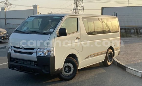 Buy Import Toyota Hiace White Car in Import - Dubai in Ashanti