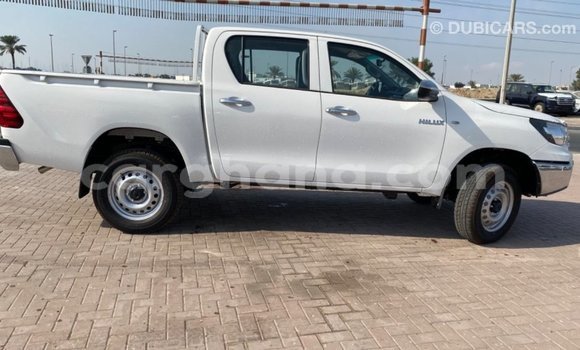 Buy Import Toyota Hilux White Car in Import - Dubai in Ashanti Buy Import Toyota Hilux White Car in Import - Dubai in Ashanti
