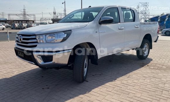 Buy Import Toyota Hilux White Car in Import - Dubai in Ashanti Buy Import Toyota Hilux White Car in Import - Dubai in Ashanti