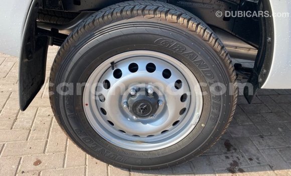 Buy Import Toyota Hilux White Car in Import - Dubai in Ashanti Buy Import Toyota Hilux White Car in Import - Dubai in Ashanti