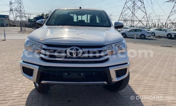 Buy Import Toyota Hilux White Car in Import - Dubai in Ashanti Buy Import Toyota Hilux White Car in Import - Dubai in Ashanti