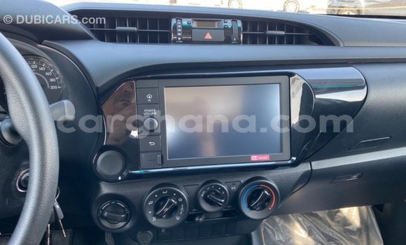 Buy Import Toyota Hilux White Car in Import - Dubai in Ashanti Buy Import Toyota Hilux White Car in Import - Dubai in Ashanti