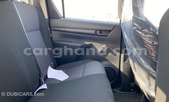 Buy Import Toyota Hilux White Car in Import - Dubai in Ashanti Buy Import Toyota Hilux White Car in Import - Dubai in Ashanti