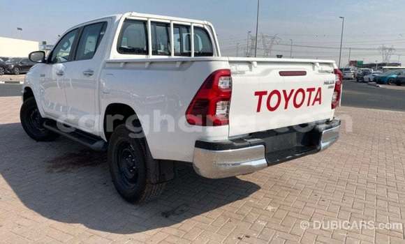 Buy Import Toyota Hilux White Car in Import - Dubai in Ashanti Buy Import Toyota Hilux White Car in Import - Dubai in Ashanti