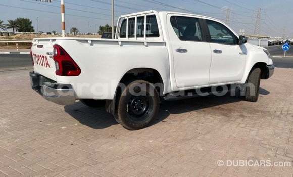 Buy Import Toyota Hilux White Car in Import - Dubai in Ashanti Buy Import Toyota Hilux White Car in Import - Dubai in Ashanti