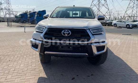 Buy Import Toyota Hilux White Car in Import - Dubai in Ashanti Buy Import Toyota Hilux White Car in Import - Dubai in Ashanti