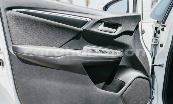 Sayi Na hannu Honda FIT White Mota in Accra a Greater Accra Sayi Na hannu Honda FIT White Mota in Accra a Greater Accra