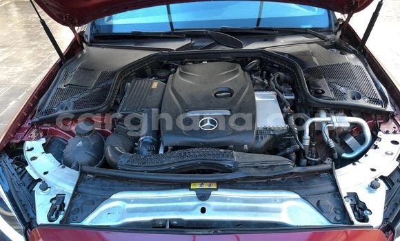 Ra Àlòkù Mercedes-Benz E-Classe Red Ọkọ̀ in Accra ni Greater Accra Ra Àlòkù Mercedes-Benz E-Classe Red Ọkọ̀ in Accra ni Greater Accra