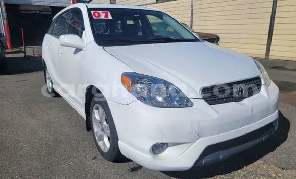 Buy Used Toyota Matrix White Car in Accra in Greater Accra Buy Used Toyota Matrix White Car in Accra in Greater Accra