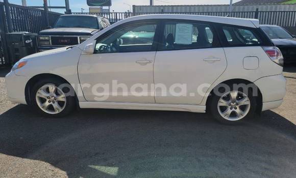 Buy Used Toyota Matrix White Car in Accra in Greater Accra Buy Used Toyota Matrix White Car in Accra in Greater Accra