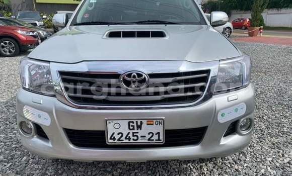 Buy Used Toyota Hilux Silver Car in Sekondi–Takoradi Metropolitan in Western