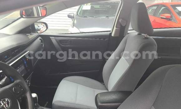 Sayi Na hannu Toyota Corolla White Mota in Accra a Greater Accra Sayi Na hannu Toyota Corolla White Mota in Accra a Greater Accra