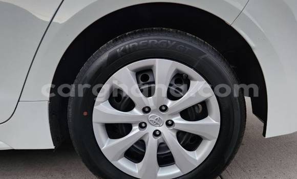 Sayi Na hannu Toyota Corolla White Mota in Accra a Greater Accra Sayi Na hannu Toyota Corolla White Mota in Accra a Greater Accra