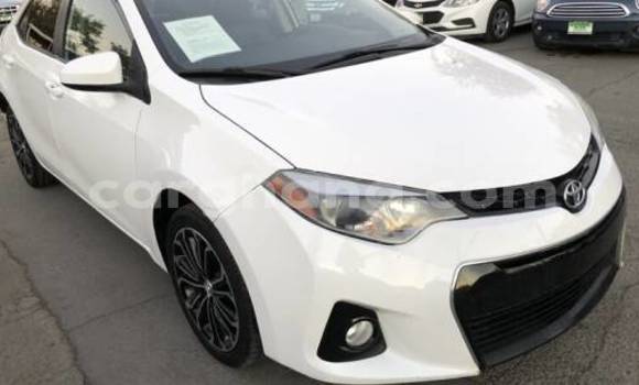 Buy Used Toyota Corolla White Car in Accra in Greater Accra Buy Used Toyota Corolla White Car in Accra in Greater Accra