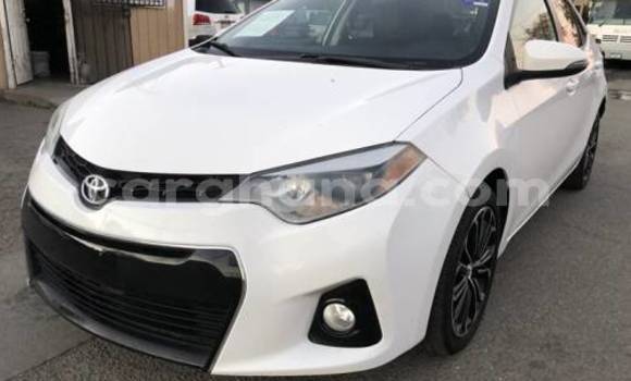 Buy Used Toyota Corolla White Car in Accra in Greater Accra Buy Used Toyota Corolla White Car in Accra in Greater Accra