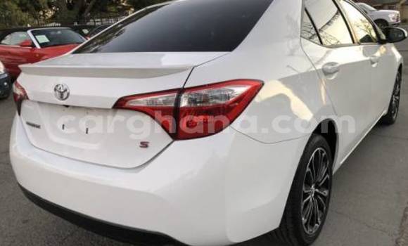 Buy Used Toyota Corolla White Car in Accra in Greater Accra Buy Used Toyota Corolla White Car in Accra in Greater Accra