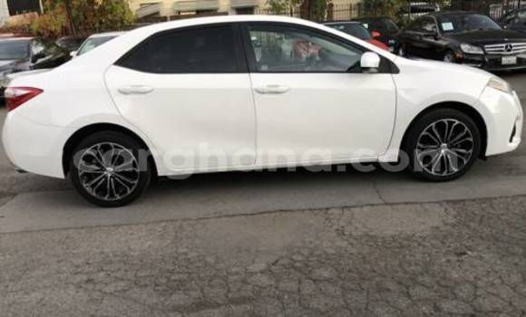 Buy Used Toyota Corolla White Car in Accra in Greater Accra Buy Used Toyota Corolla White Car in Accra in Greater Accra
