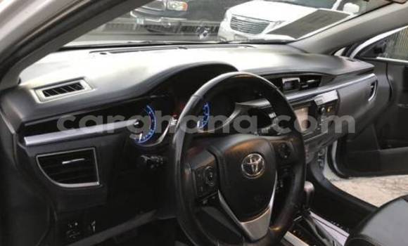 Buy Used Toyota Corolla White Car in Accra in Greater Accra Buy Used Toyota Corolla White Car in Accra in Greater Accra