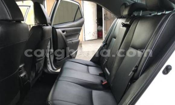 Buy Used Toyota Corolla White Car in Accra in Greater Accra Buy Used Toyota Corolla White Car in Accra in Greater Accra