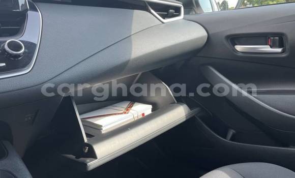 Sayi Na hannu Toyota Corolla White Mota in Accra a Greater Accra Sayi Na hannu Toyota Corolla White Mota in Accra a Greater Accra