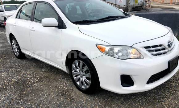 Sayi Na hannu Toyota Corolla White Mota in Accra a Greater Accra Sayi Na hannu Toyota Corolla White Mota in Accra a Greater Accra