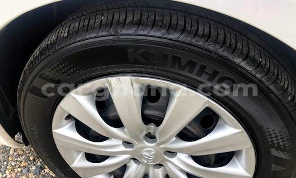 Sayi Na hannu Toyota Corolla White Mota in Accra a Greater Accra Sayi Na hannu Toyota Corolla White Mota in Accra a Greater Accra