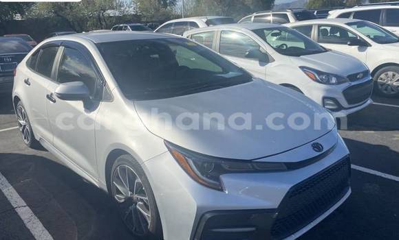 Ra Àlòkù Toyota Corolla Silver Ọkọ̀ in Accra ni Greater Accra