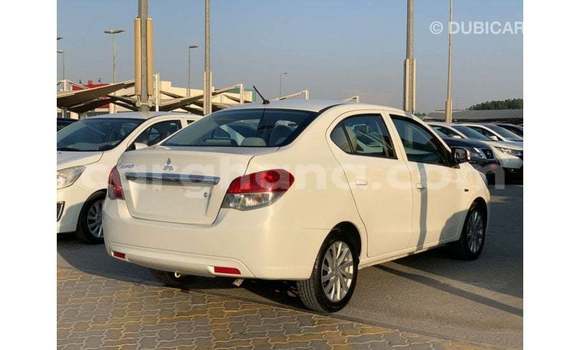 Ra Imported Mitsubishi Attrage funfun Ọkọ̀ in Import - Dubai ni Ashanti Ra Imported Mitsubishi Attrage funfun Ọkọ̀ in Import - Dubai ni Ashanti