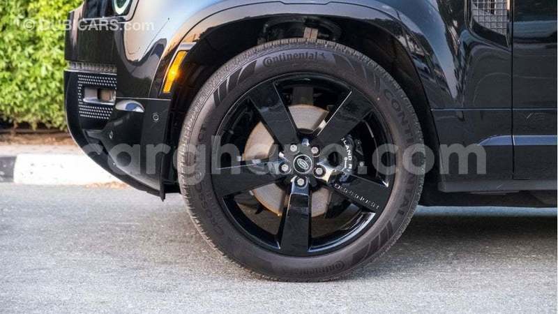 Big with watermark land rover defender ashanti import dubai 52002