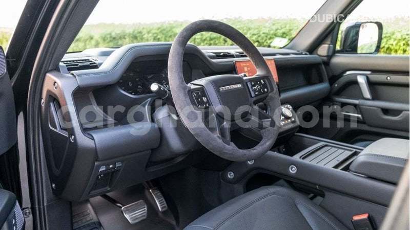 Big with watermark land rover defender ashanti import dubai 52002