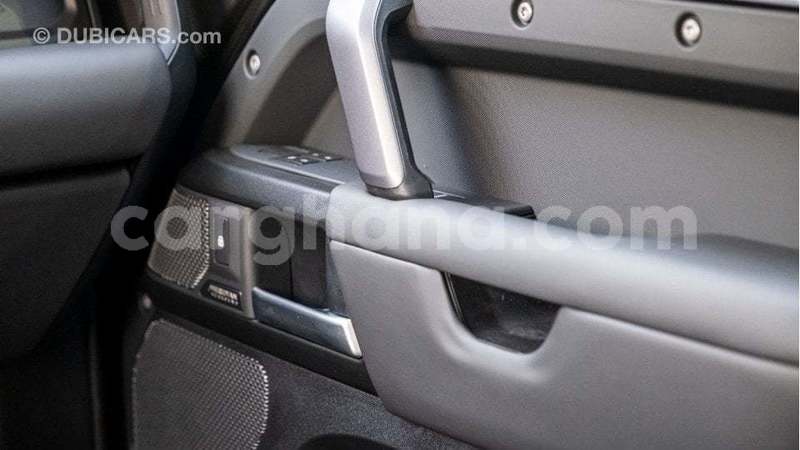 Big with watermark land rover defender ashanti import dubai 52002