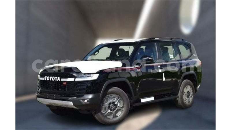 Big with watermark toyota land cruiser ashanti import dubai 52005