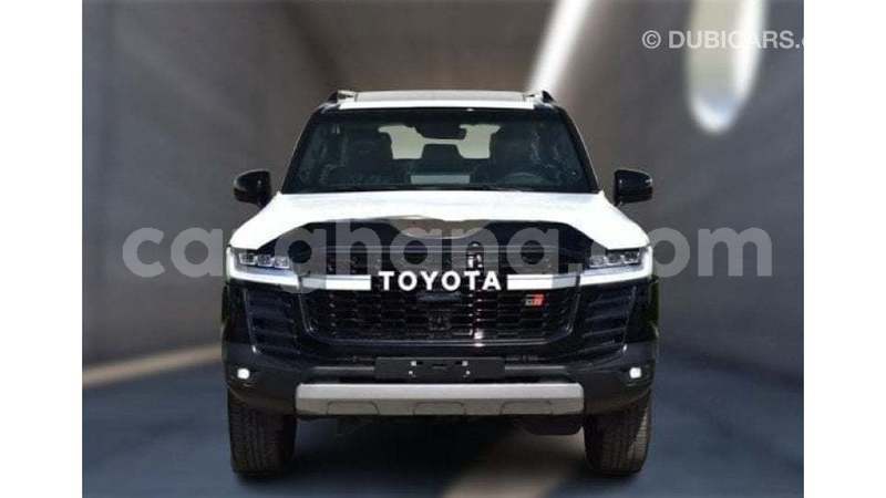 Big with watermark toyota land cruiser ashanti import dubai 52005