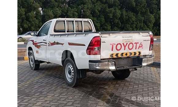Ra Imported Toyota Hilux funfun Ọkọ̀ in Import - Dubai ni Ashanti Ra Imported Toyota Hilux funfun Ọkọ̀ in Import - Dubai ni Ashanti