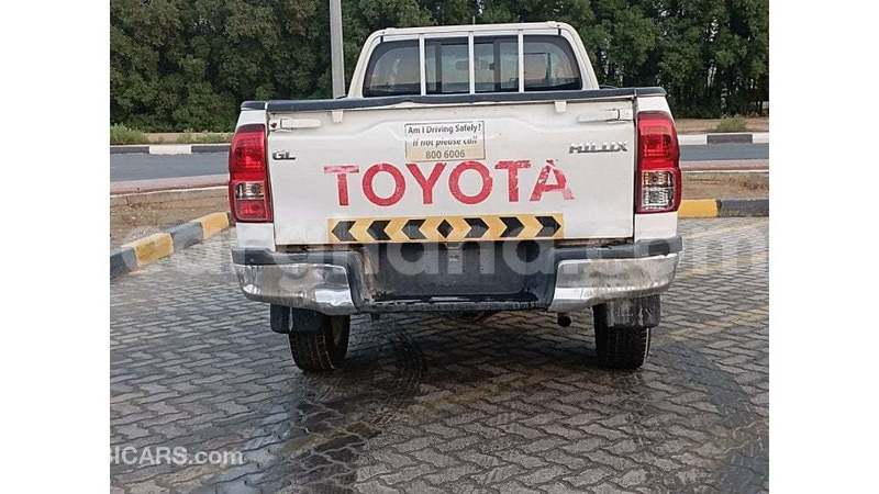 Big with watermark toyota hilux ashanti import dubai 52007