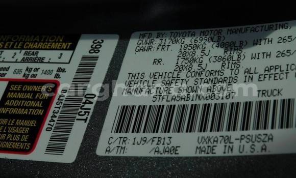 Sayi Na hannu Toyota Tundra Azurfa Mota in Accra a Greater Accra Sayi Na hannu Toyota Tundra Azurfa Mota in Accra a Greater Accra