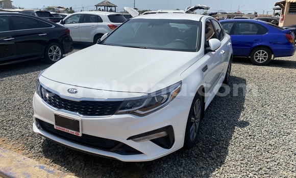 Buy Used Kia Optima White Car in Accra in Greater Accra Buy Used Kia Optima White Car in Accra in Greater Accra